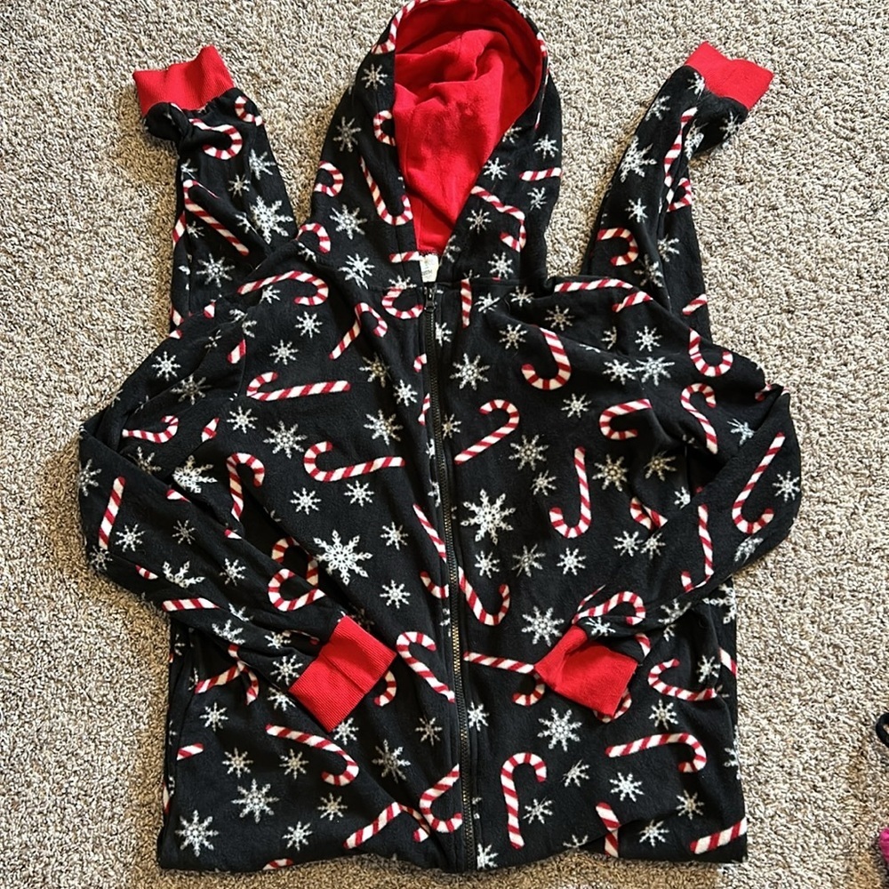 Bottoms out 1983 candy cane snowflake onesie